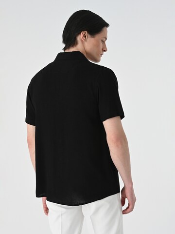 Regular fit Camicia di Antioch in nero