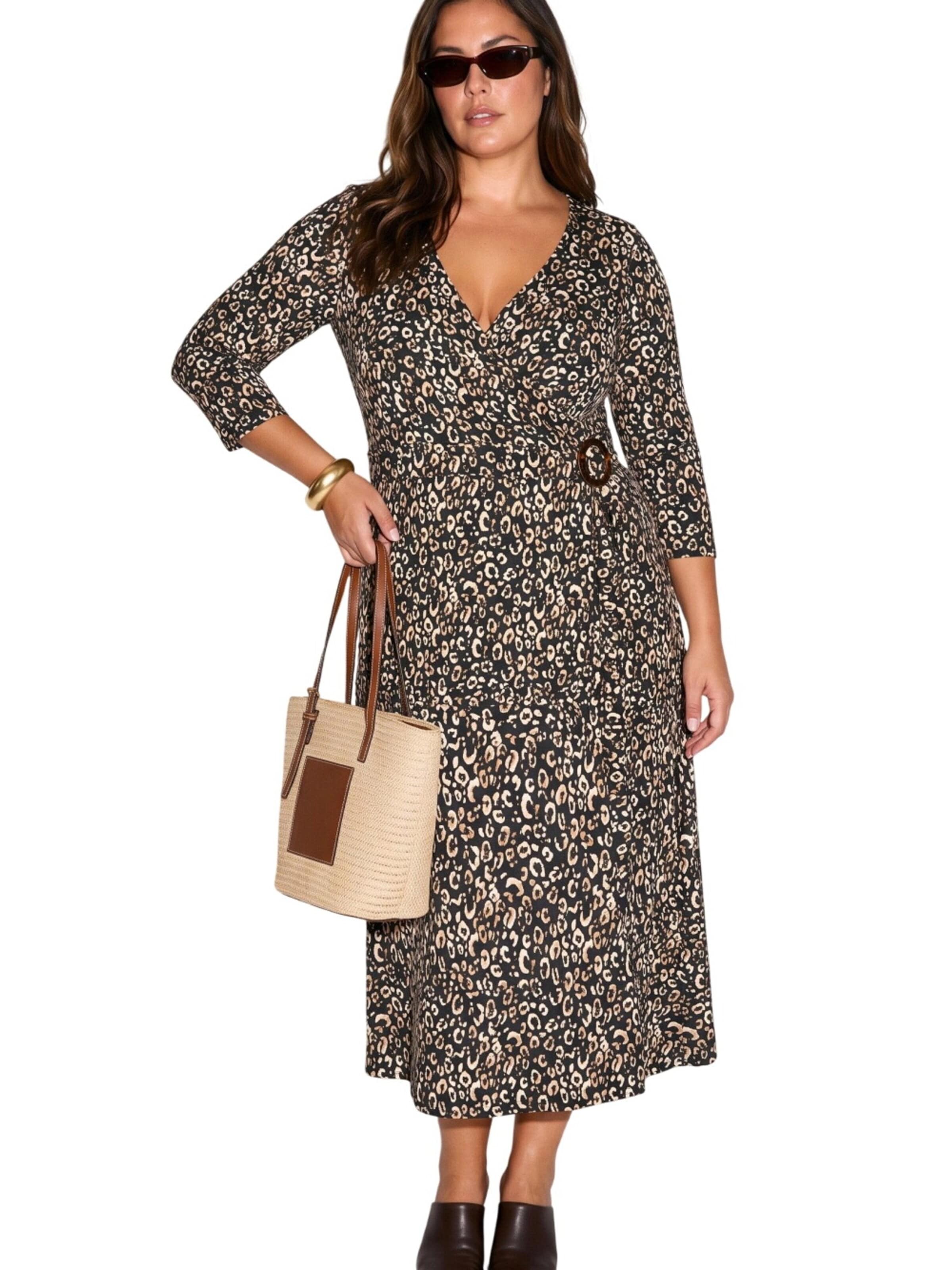 Robe Shape Of You en marron