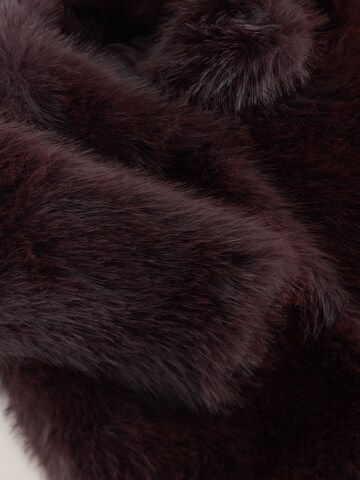 Next Coat in Red
