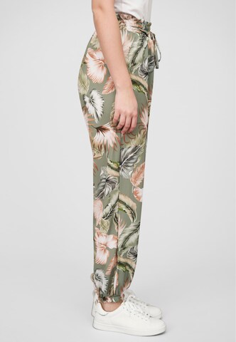 Tapered Pantaloni di Cloud5ive in verde