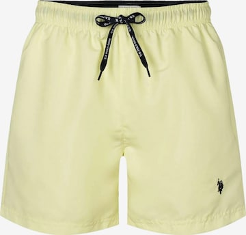 U.S. POLO ASSN. Swim shorts ' UMAZA ' in Gelb: Vorderseite