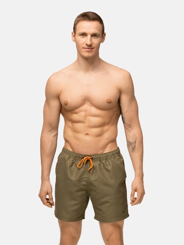 DANISH ENDURANCE Badeshorts i grøn: forside