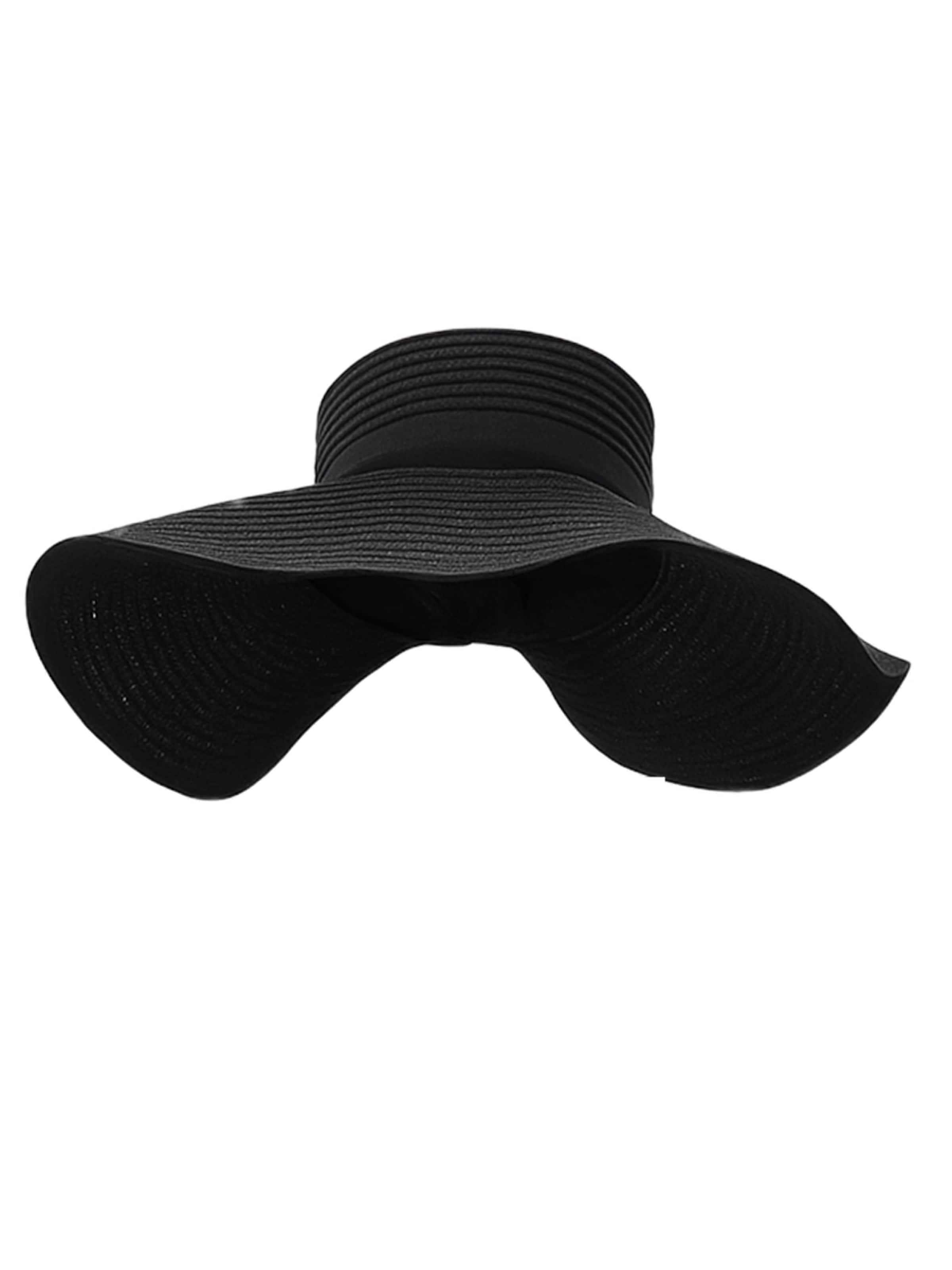 C&City Hat in Black: front