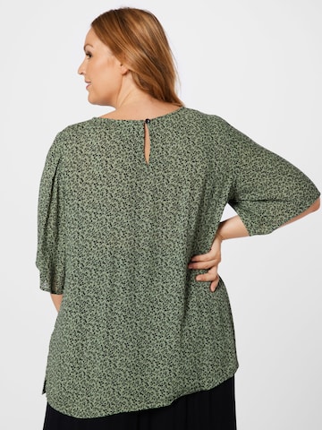 Camicia da donna 'Cliana Ami' di KAFFE CURVE in verde