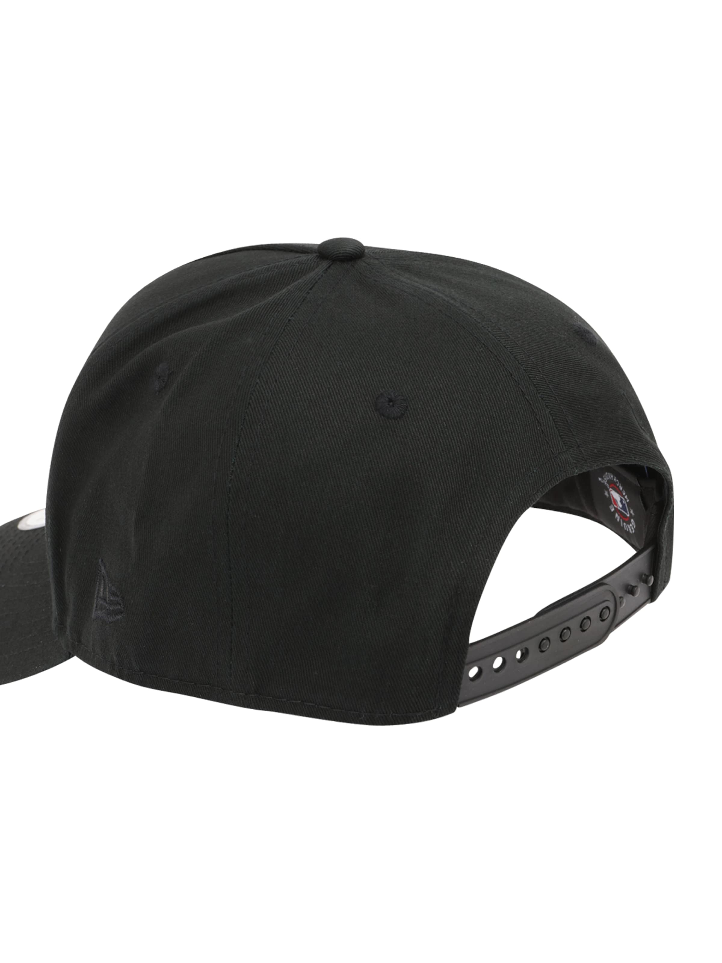 NEW ERA Кепка 'LEAGUE ESSENTIAL EFRAME NEYYAN' в Черный