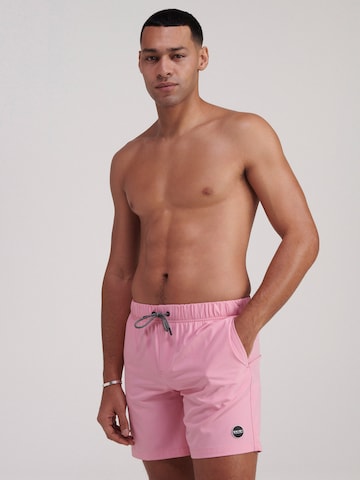 Shiwi Badeshorts 'Mike' in Pink: predná strana