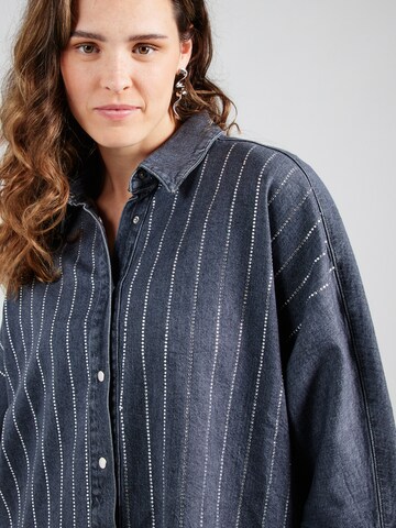 ONLY Carmakoma Blouse 'CARGrace' in Grey