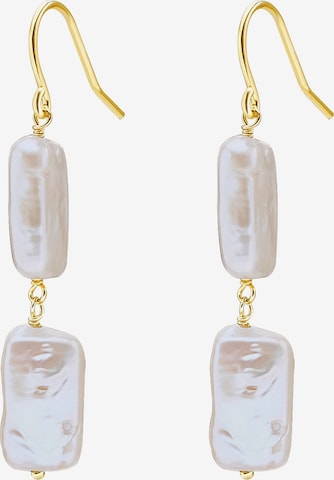 Valero Pearls Earrings in Gold: front