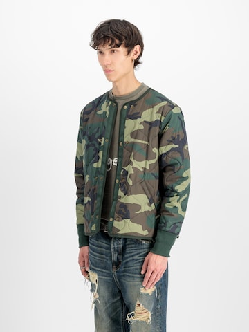 ALPHA INDUSTRIES Jacke 'Studio' in Grün: Vorderseite