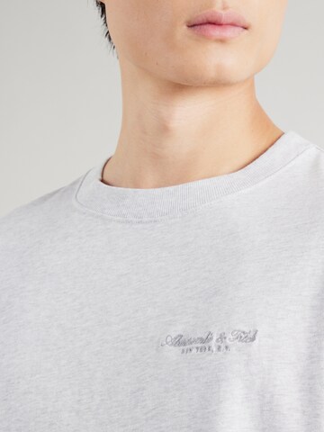 Abercrombie & Fitch - Camiseta 'EMEA' en gris