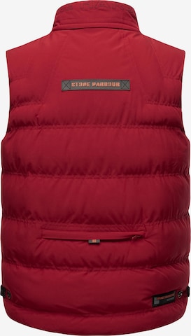 STONE HARBOUR Bodywarmer 'Egoor' in Rood