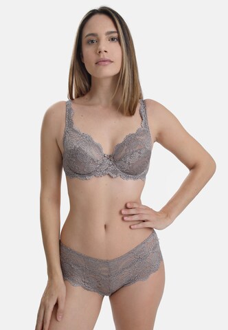 sassa Triangel BH 'CLASSIC LACE' in Bruin: voorkant