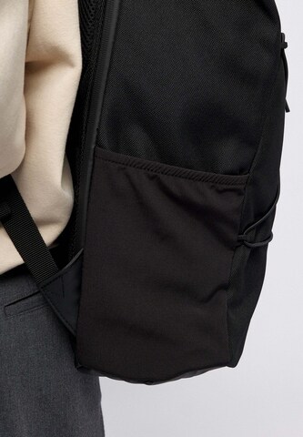 SNOCKS Backpack in Black