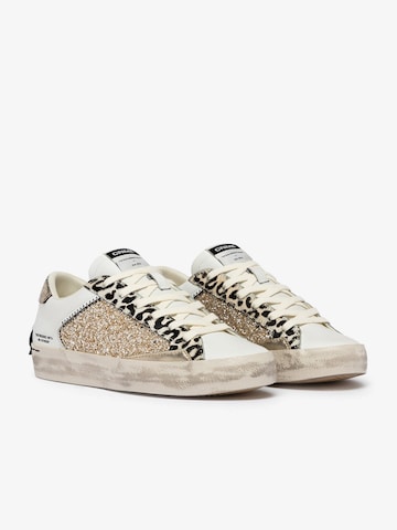 Crime London Sneakers in Gold