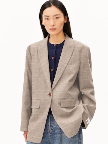 ARMEDANGELS Blazer CHECK OVERSIZED in Braun: Vorderseite