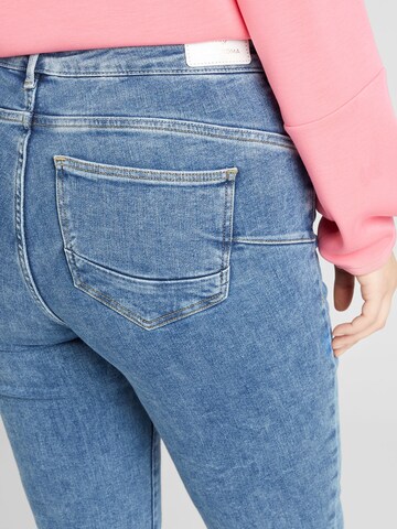 Skinny Jeans 'POWER' di ONLY Carmakoma in blu