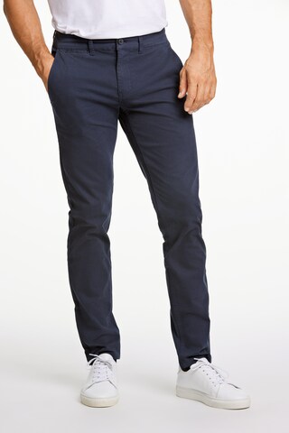 Lindbergh Regular Chino Pants in Blue: front