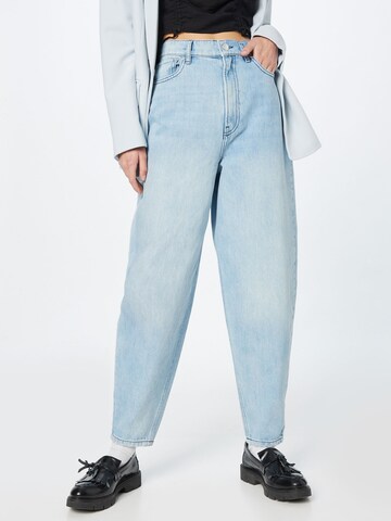 TOMORROW Tapered Jeans 'Cate' in Blauw: voorkant