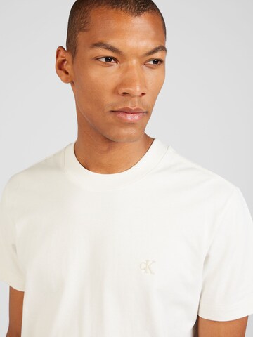 T-Shirt Calvin Klein Jeans en blanc