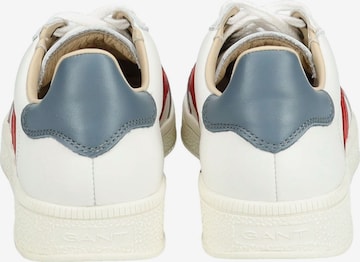 Baskets basses GANT en blanc