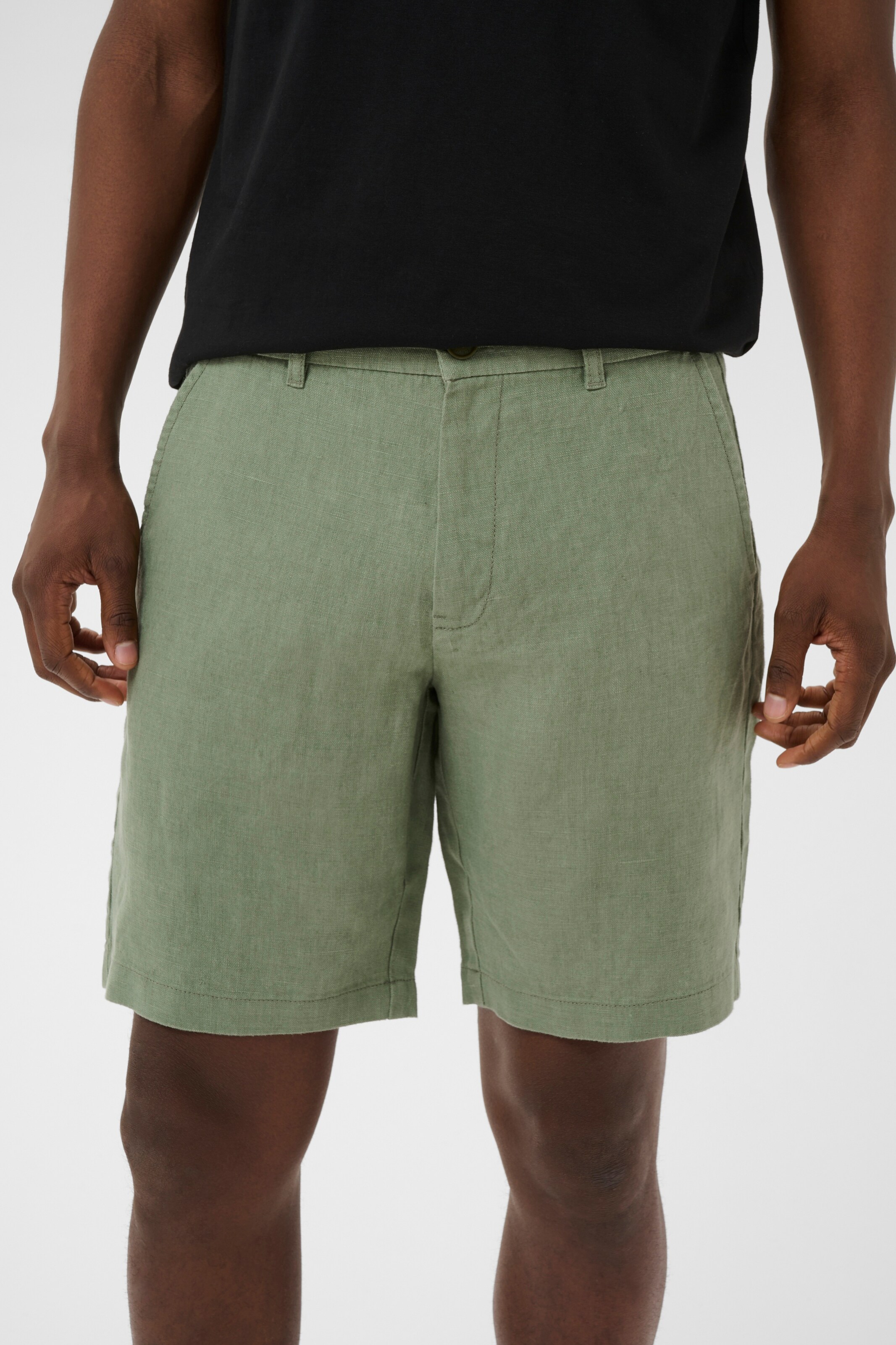 Regular Pantalon chino 'Harlow' Matinique en vert : devant