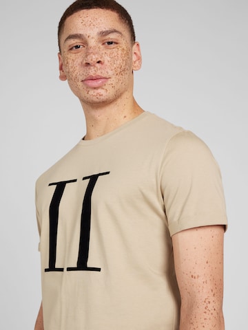 Coupe regular T-Shirt 'Encore' Les Deux en beige