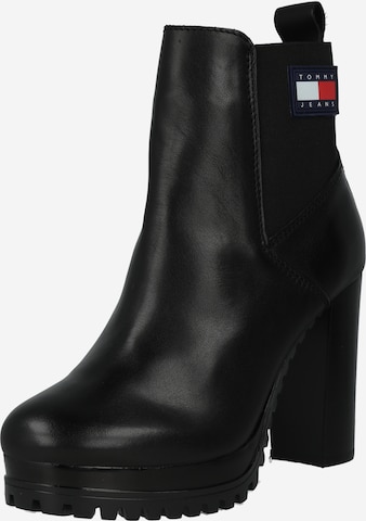 Tommy Jeans Chelsea Boots in Black: front