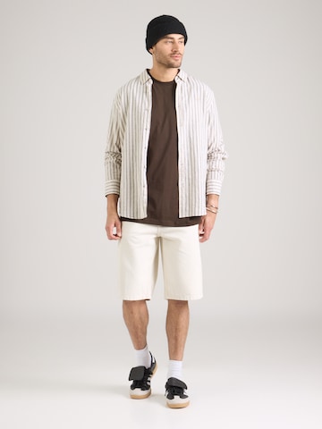 Iriedaily - Camiseta 'Couchboy' en marrón
