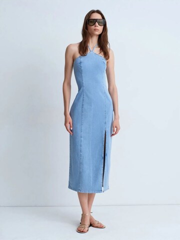 Dilvin Dress in Blue: front
