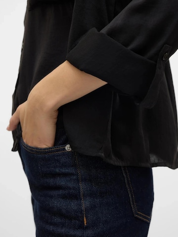 VERO MODA Blouse in Black