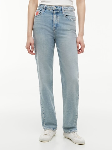 Tommy Jeans - regular Vaquero 'LAYLA' en azul: frente