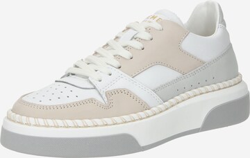 Baskets basses 'Boo' PAVEMENT en blanc : devant