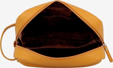 Jump Toiletry Bag 'Uppsala Cuir' in Yellow