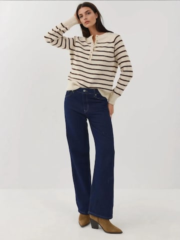 Hiccup Trui in Beige