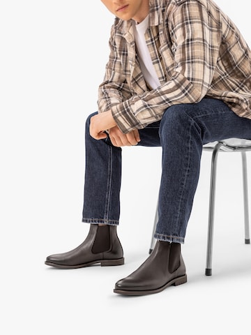 Boots di RYŁKO in marrone: frontale