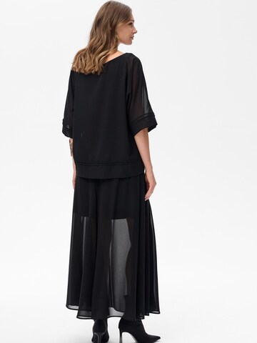 Blue Shadow Blouse in Black