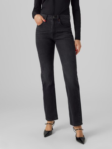 VERO MODA Regular Jeans 'Hailey' in Zwart: voorkant