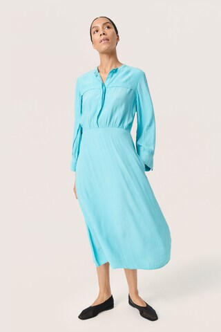 SOAKED IN LUXURY Dress 'Layna' in Blue: front