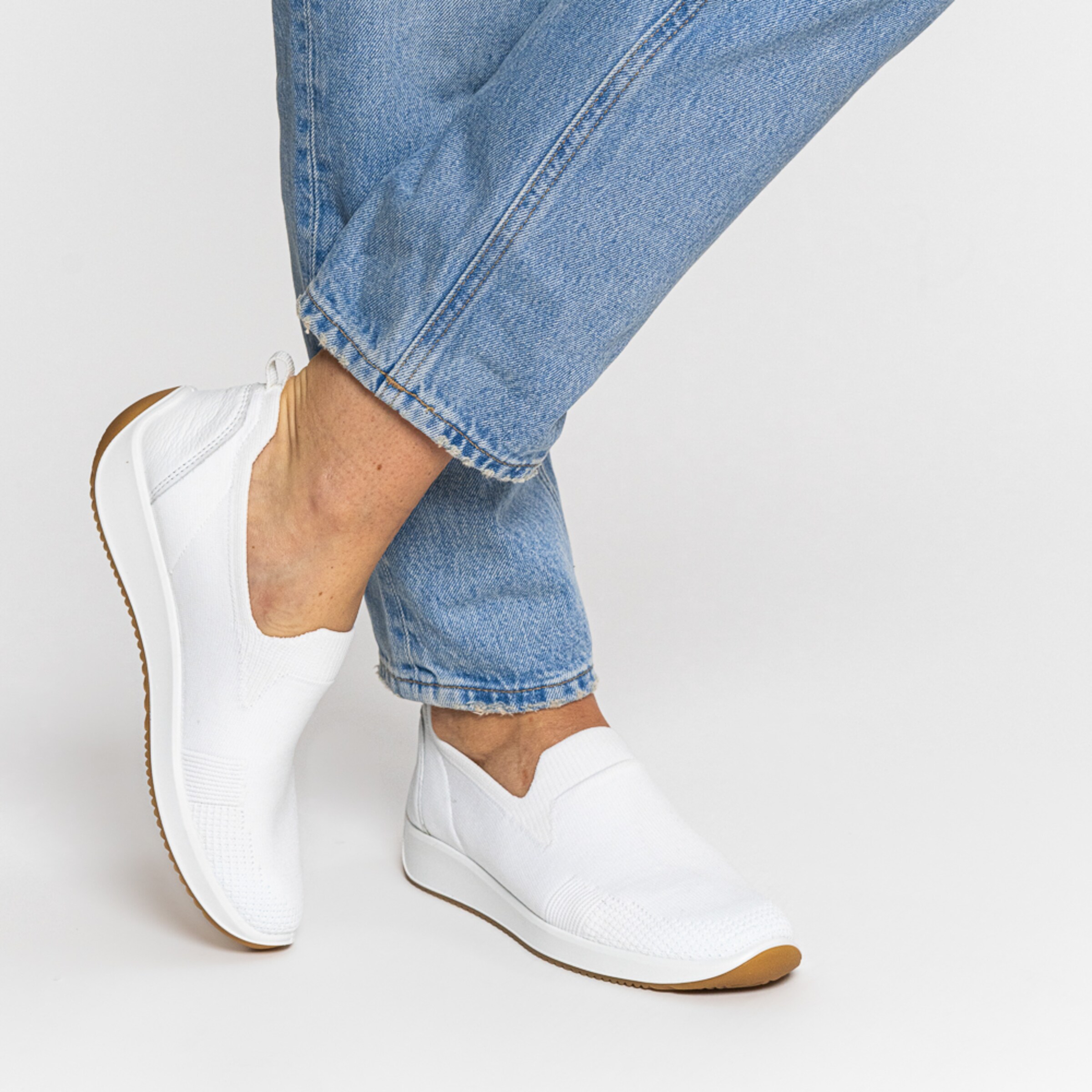 ARA Slip On 'Lissabon' in Weiß: Vorderseite