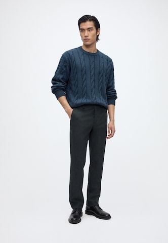 Pull-over BALMOHK en bleu : devant