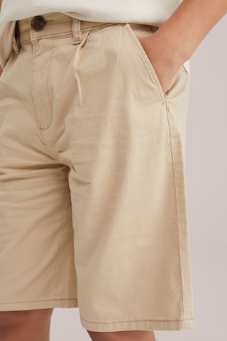 WE Fashion Regular Панталон в бежово