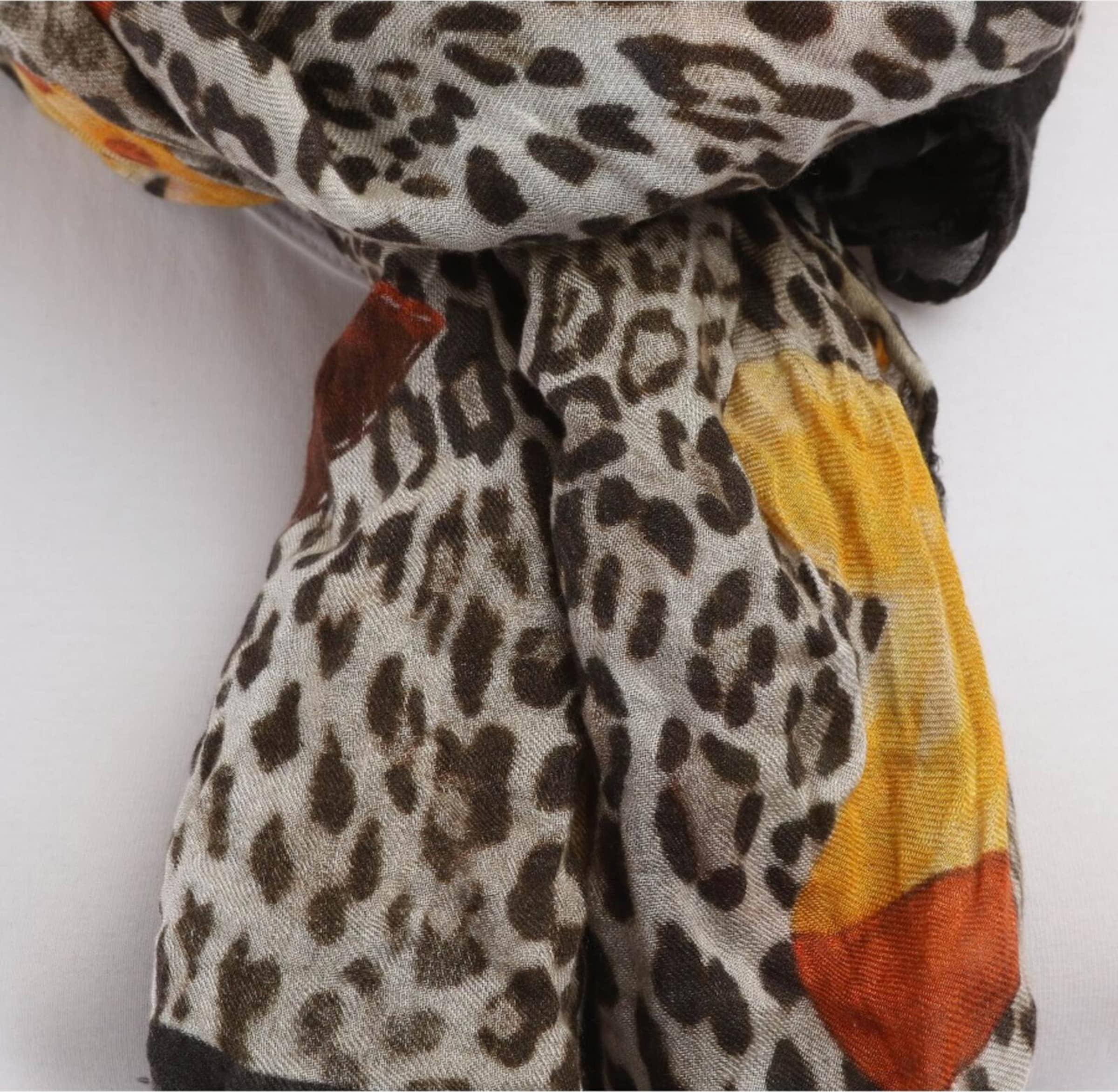 813 Ottotredici Scarves 813 Ottotredici Red And White Floral Print