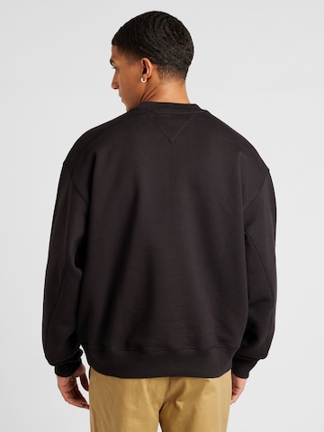 Tommy Jeans Sweatshirt 'CLASSICS' in Black