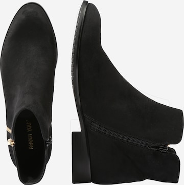 ABOUT YOU - Botas pelo tornozelo 'Anastasia' em preto