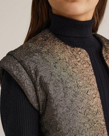 WE Fashion Bodywarmer in Brons