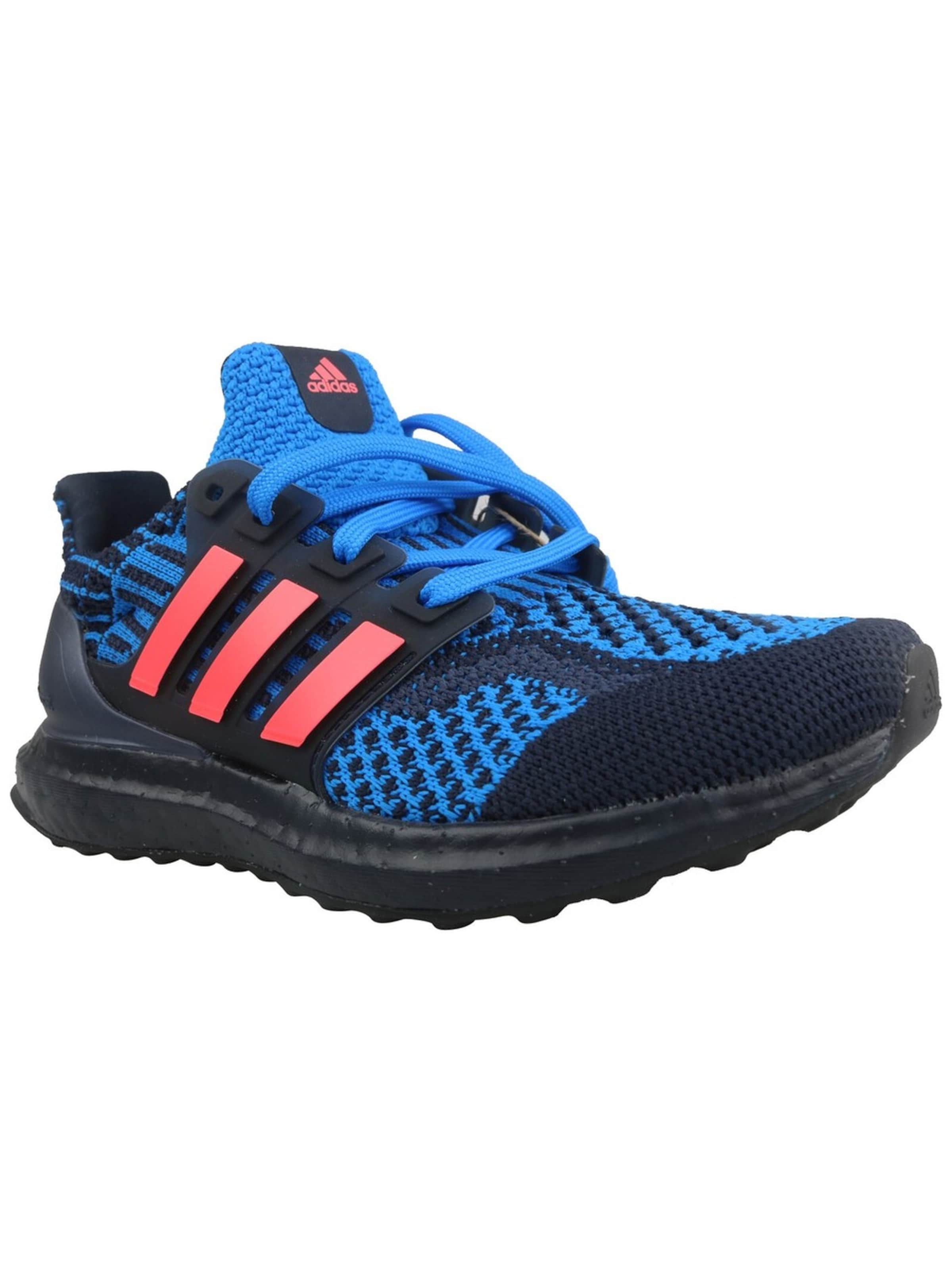 Chaussure de sport 'Ultra Boost 5.0 DNA' Adidas Sport en bleu : devant
