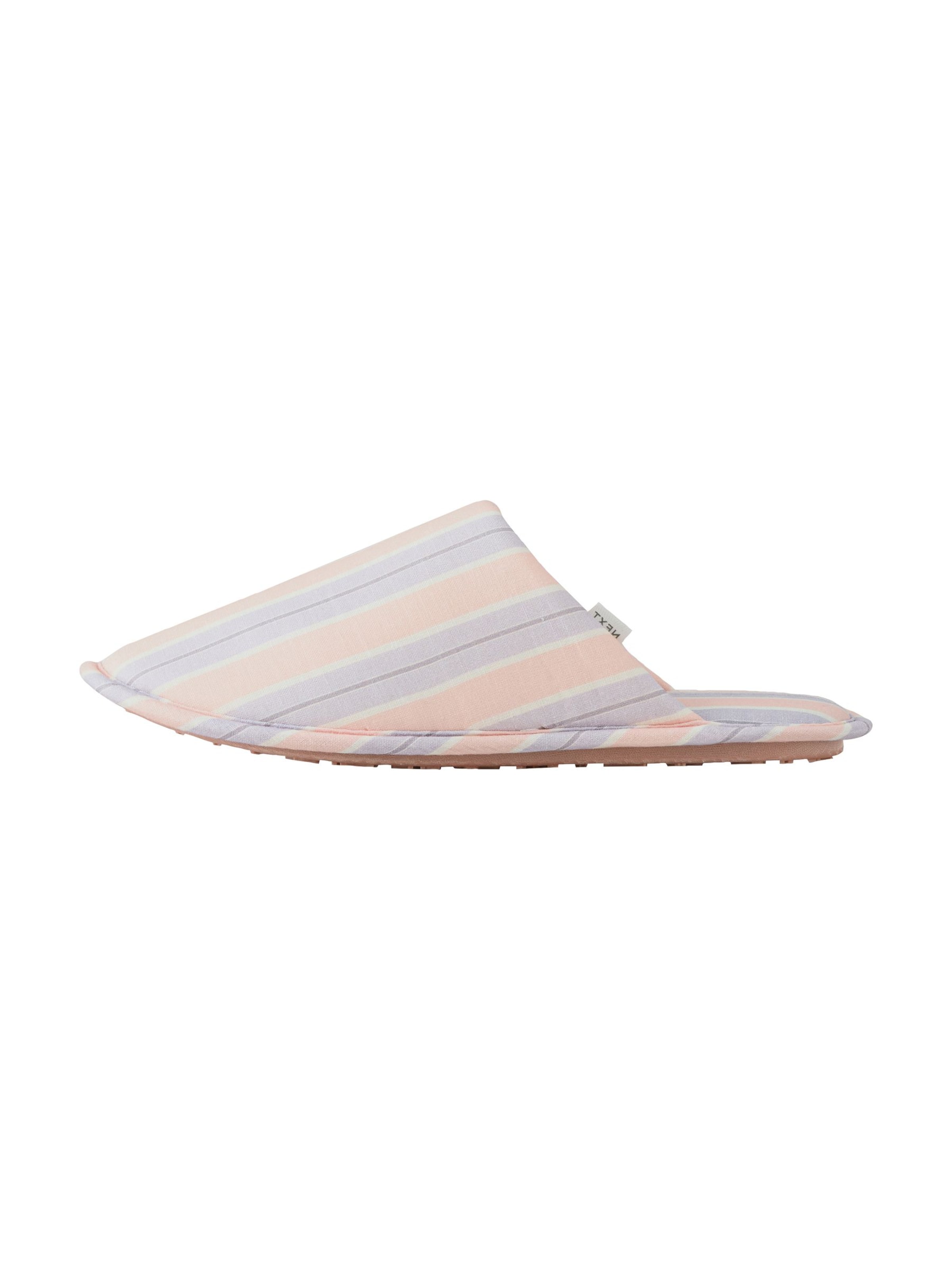 Next Тапки в Ярко-розовый: спереди