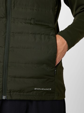 ENDURANCE - Chaqueta deportiva 'Midan' en verde