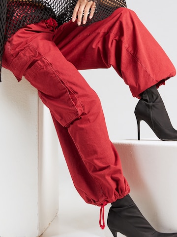 TOPSHOPWide Leg/ Široke nogavice Hlače - crvena boja