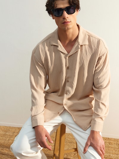 Trendyol Button Up Shirt in Beige, Item view
